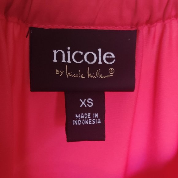 Summer blouse - Picture 3 of 3